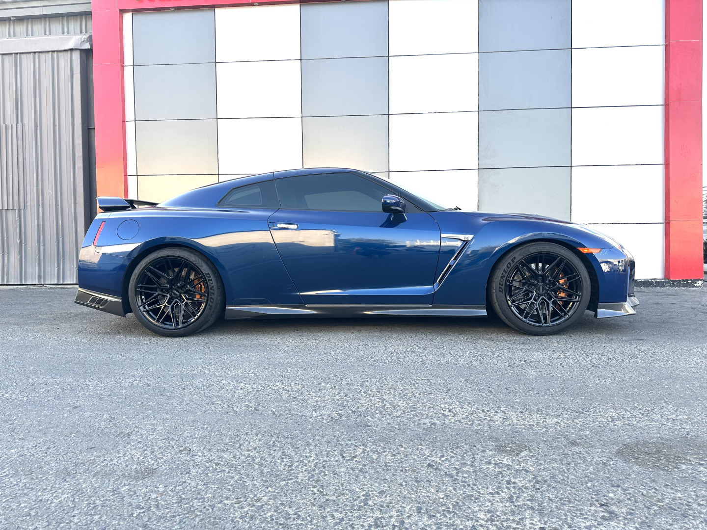 2018 NISSAN GTR - R35 fitted with Vossen HF-7 Silver Polished Wheel