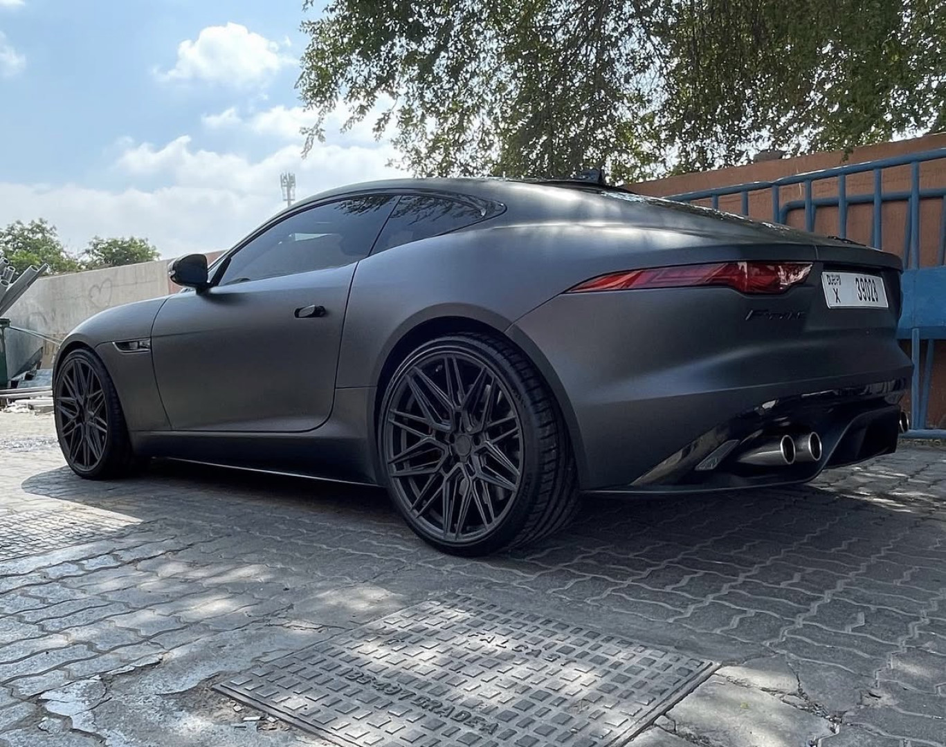2024 JAGUAR F-TYPE fitted with Vossen HF-7 Silver Polished Wheel
