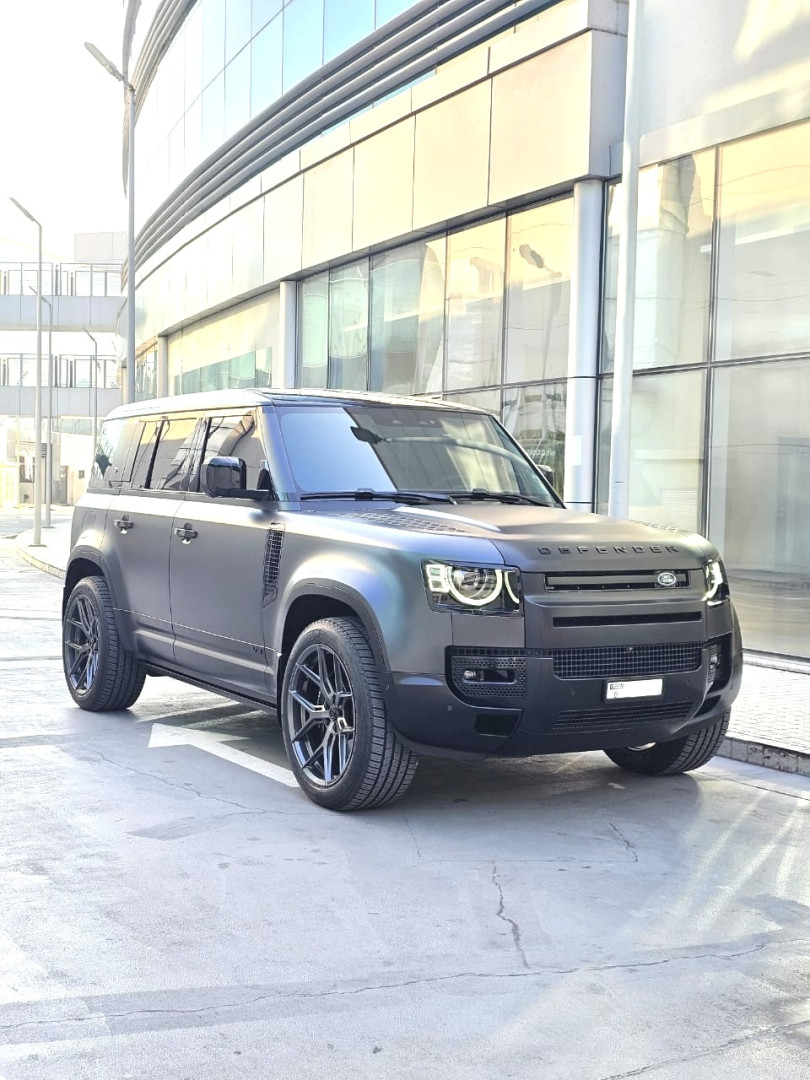 2023 LAND ROVER DEFENDER gallery image 3
