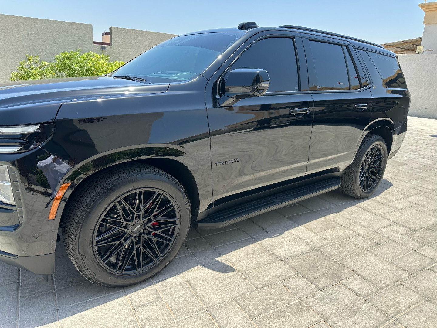 2025 CHEVROLET TAHOE fitted with Vossen HF6-5 Silver Polished Wheel