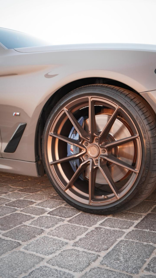 2022 BMW 5 SERIES gallery image 7