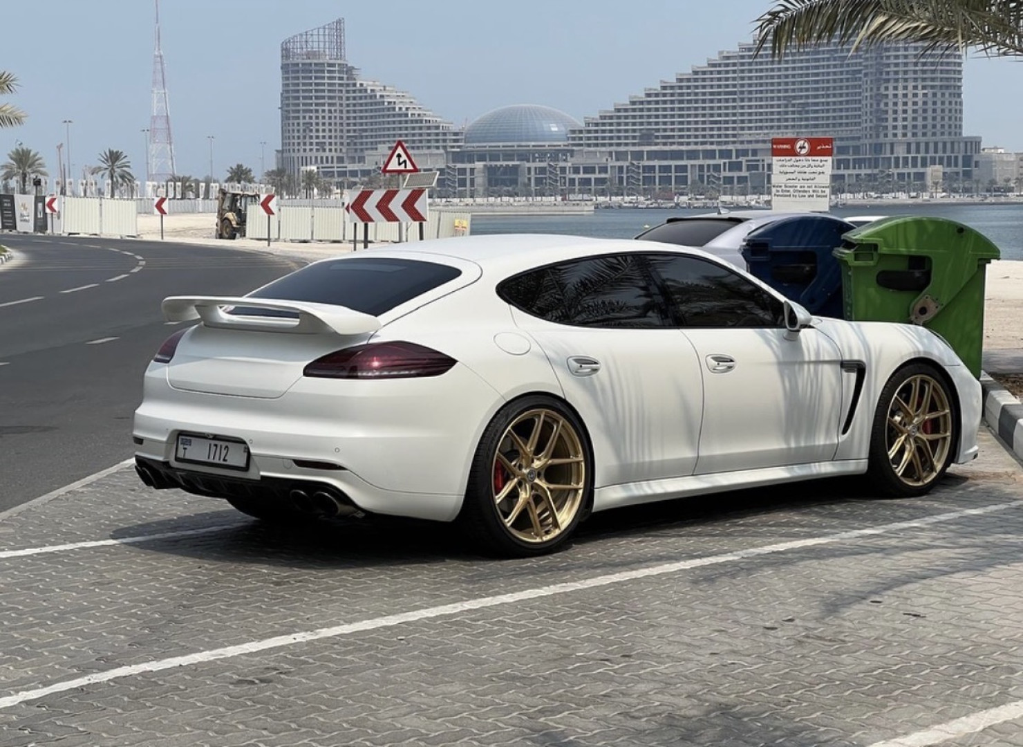 2014 PORSCHE PANAMERA