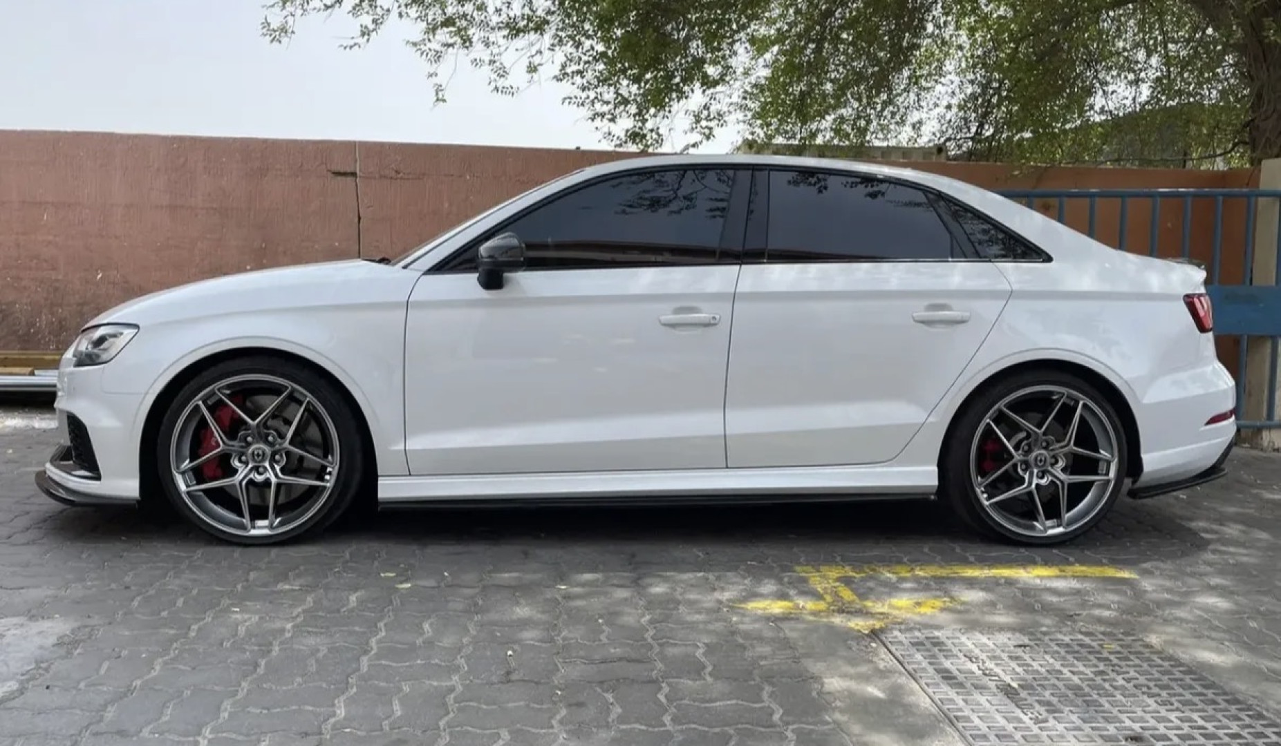 2022 AUDI RS3 gallery image 2