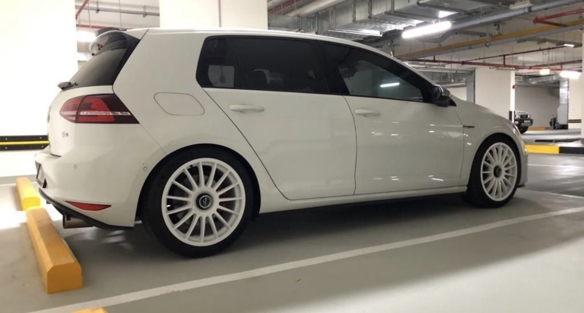 2021 VOLKSWAGEN GOLF