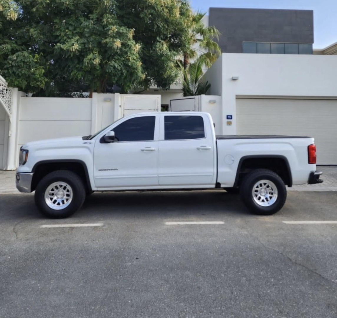 2022 GMC SIERRA