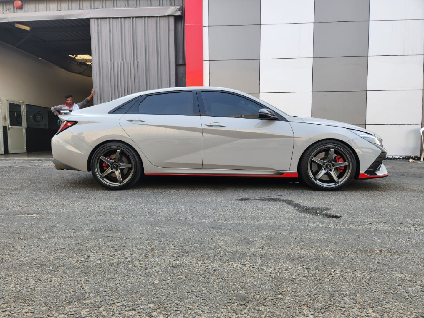 2023 HYUNDAI ELANTRA N gallery image 2