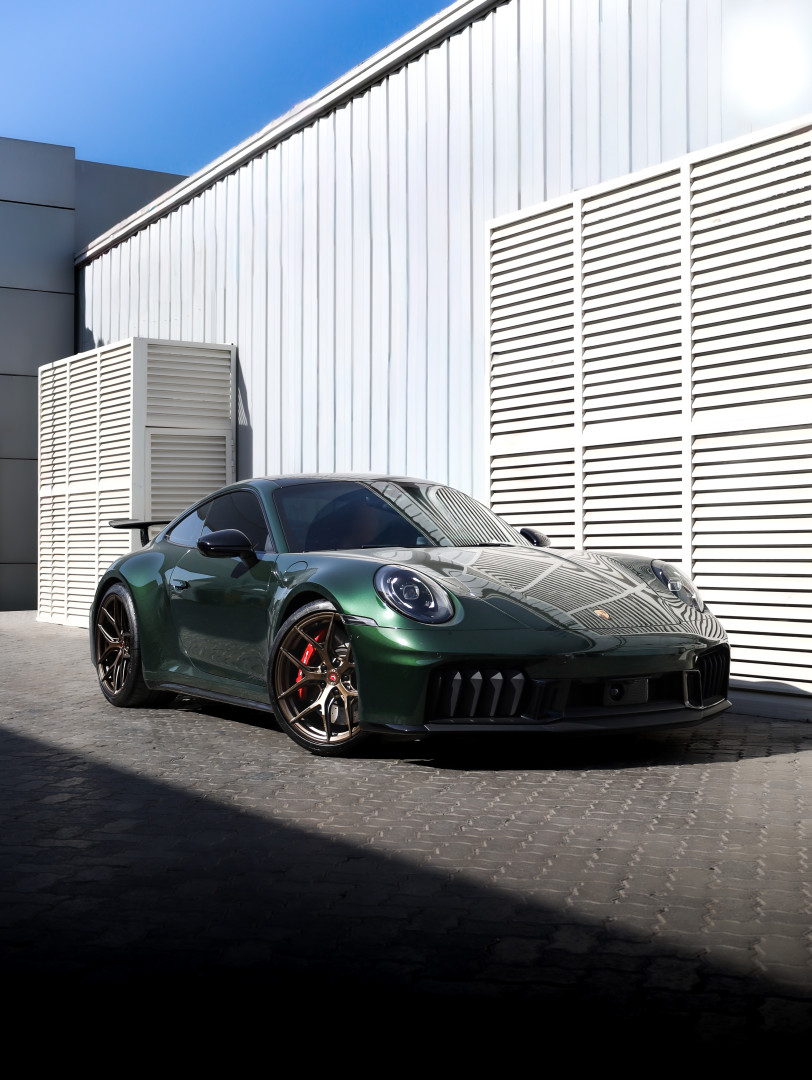 2026 PORSCHE 911 fitted with Vossen Forged S21-01 *Made to Order* Wheel