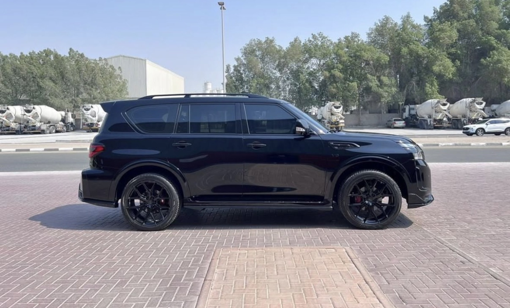 2022 NISSAN PATROL fitted with Vossen HF6-4 Custom Finish Wheel