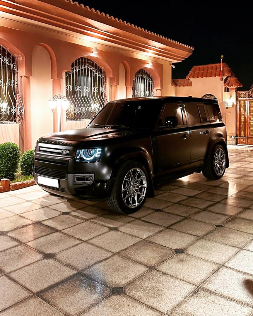2023 LAND ROVER DEFENDER gallery image 2
