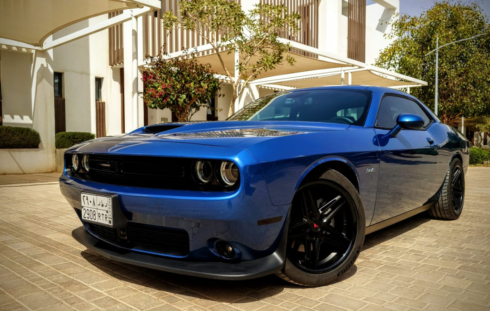 2023 DODGE CHALLENGER gallery image 3