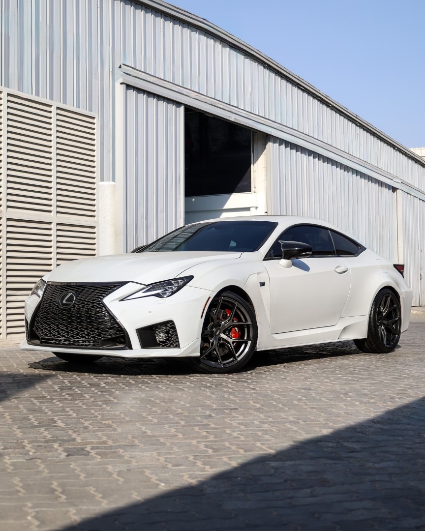 2020 LEXUS RC F fitted with Vossen HF-5 Matte Gunmetal Wheel