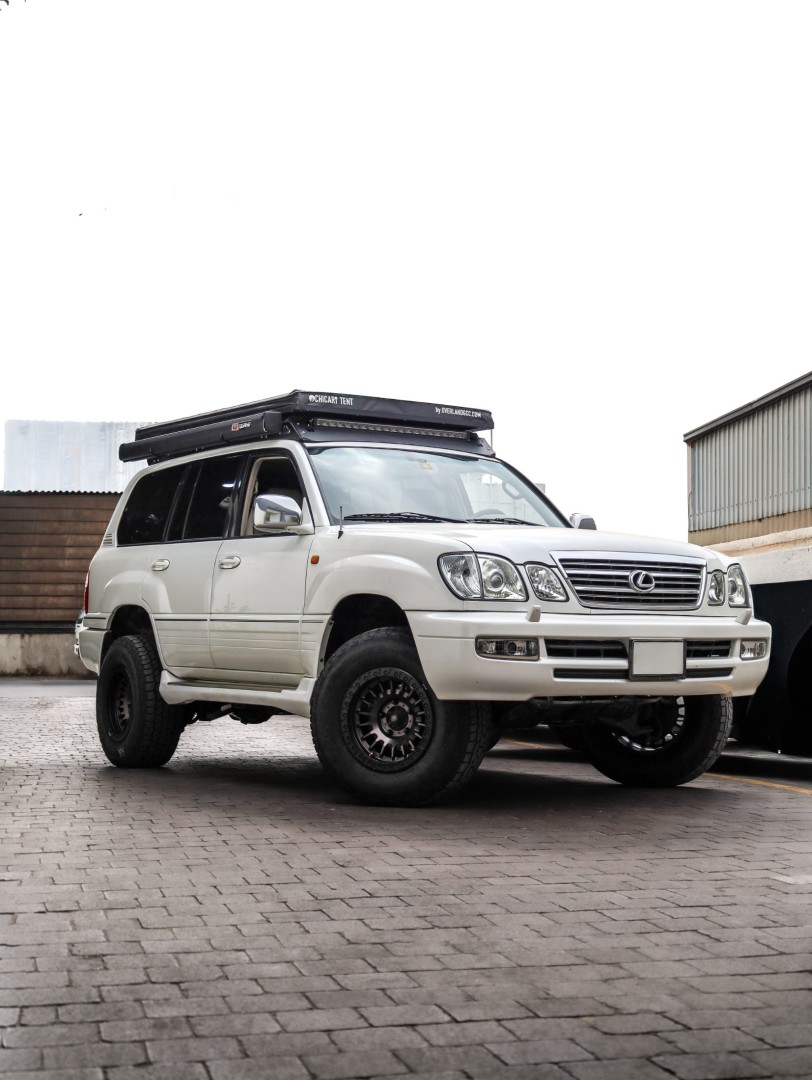 2005 LEXUS LX470 fitted with Relations Race Wheels RG7-H Forged Matte Bronze Wheel