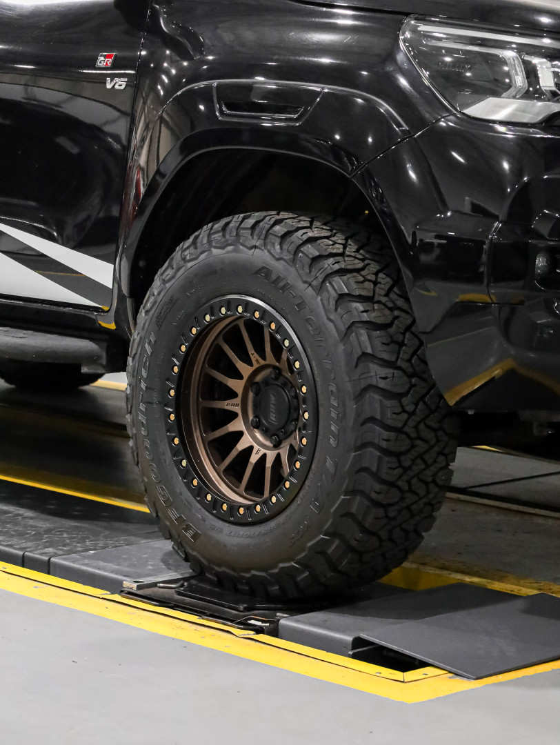 2024 TOYOTA HILUX fitted with Relations Race Wheels RR7-H Matte Bronze Wheel