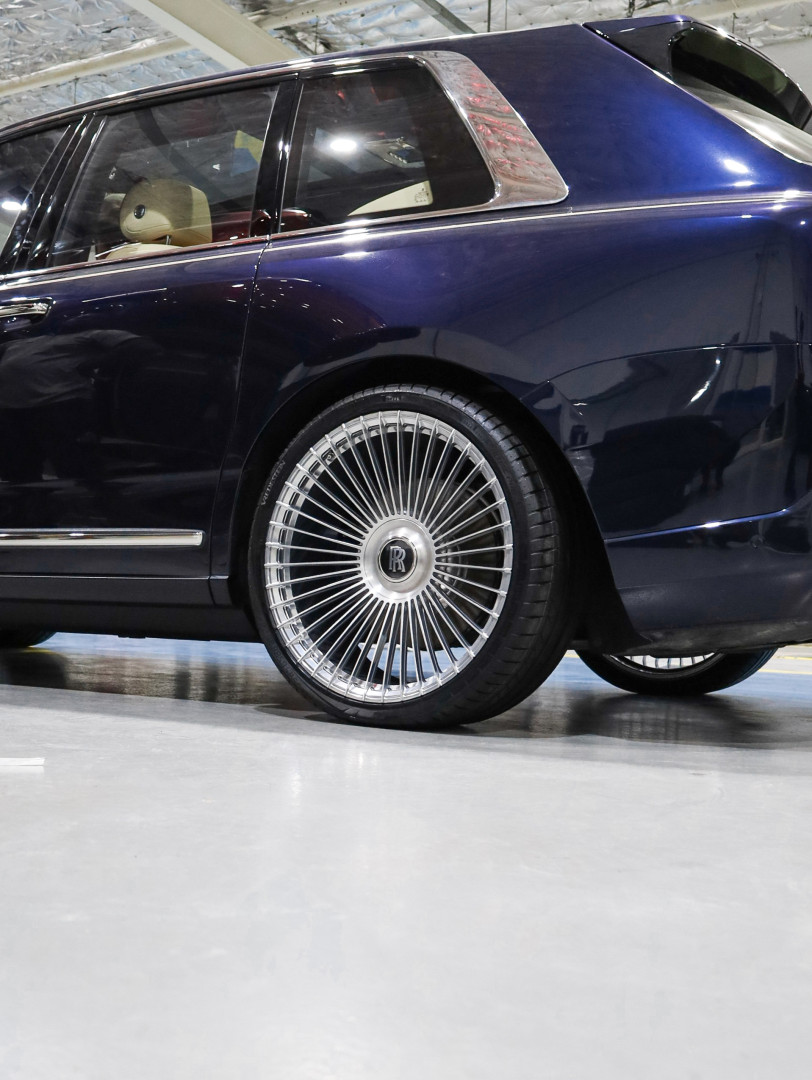 2025 ROLLS ROYCE CULLINAN fitted with Vossen Forged S17-16 *Made to Order* Wheel