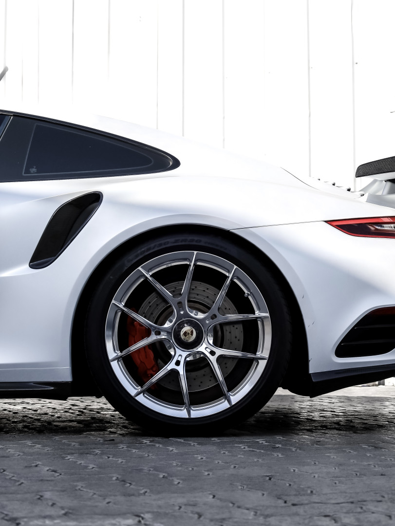 2014 PORSCHE 911 gallery image 5