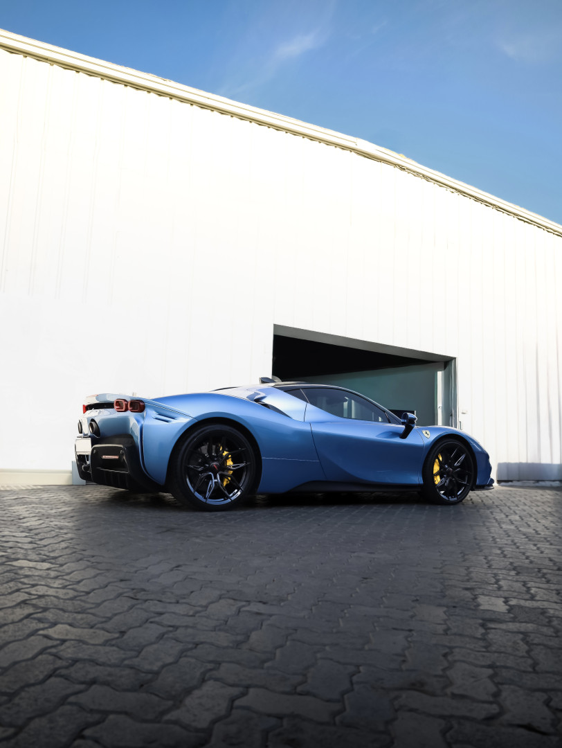 2022 FERRARI SF90 gallery image 4