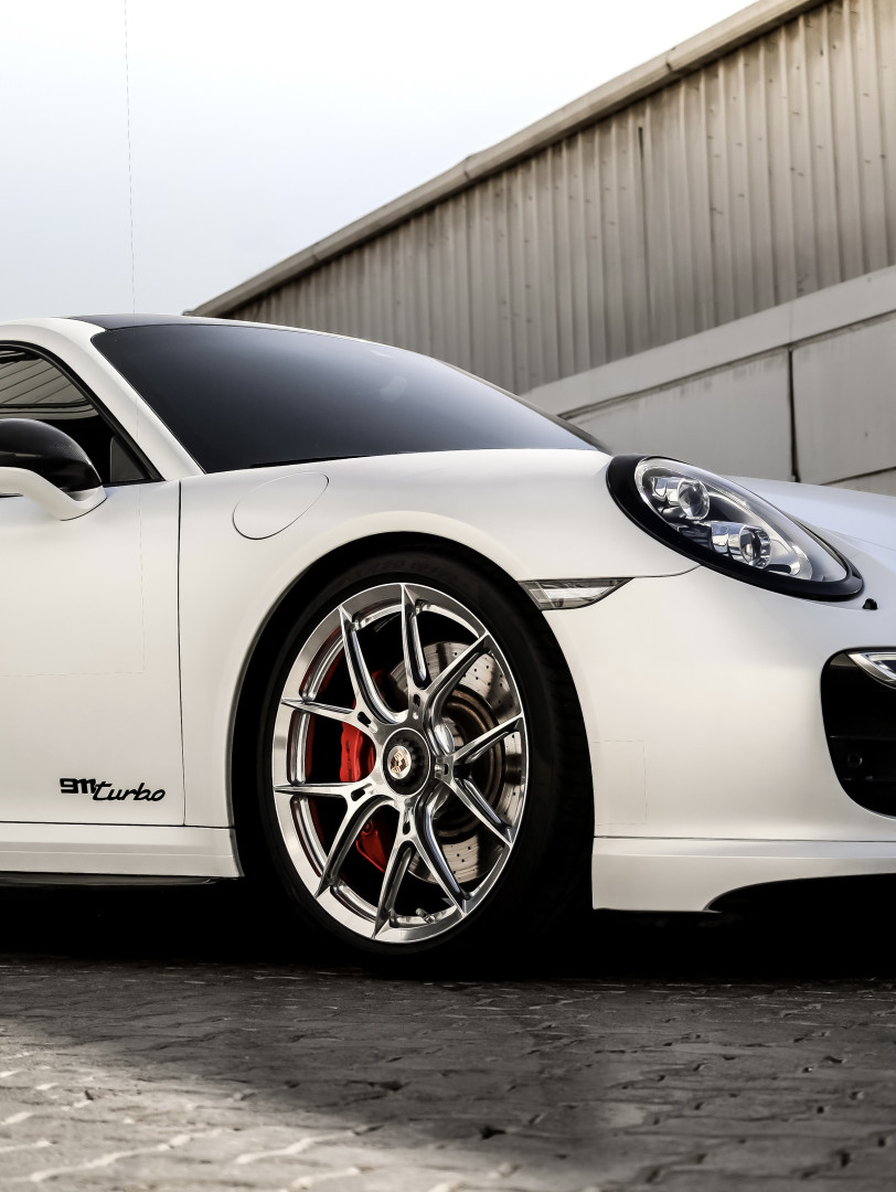 2014 PORSCHE 911 gallery image 7