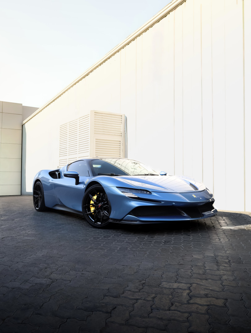 2022 FERRARI SF90