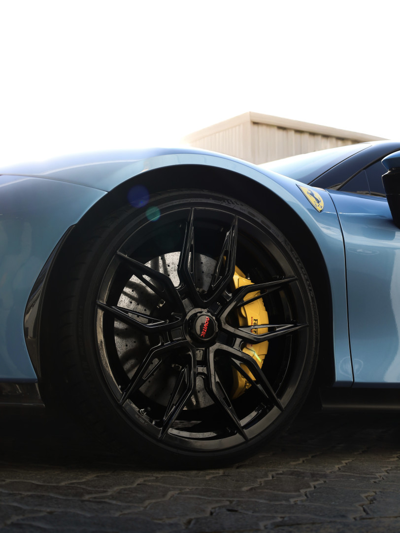2022 FERRARI SF90 gallery image 2