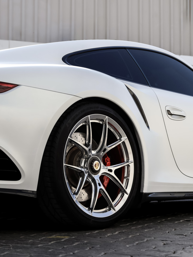 2014 PORSCHE 911 gallery image 3