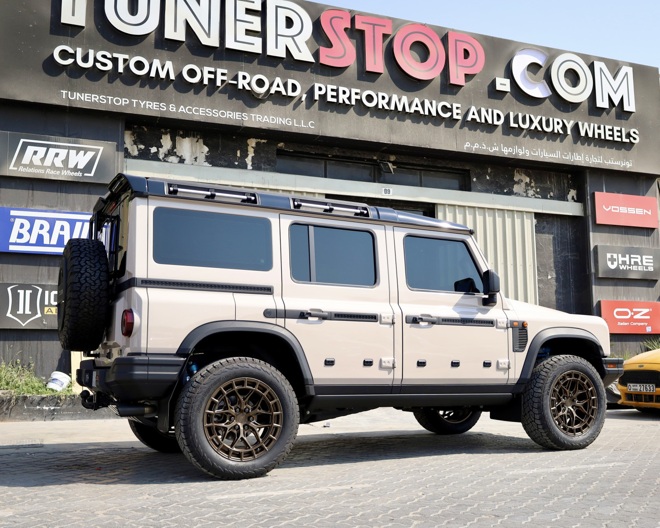 2025 INEOS GRENADIER fitted with Vossen HFX-1 (5 Lug) Custom Finish Wheel