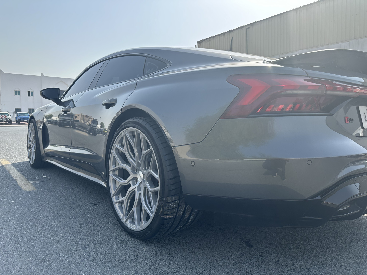 2022 AUDI E-TRON GT