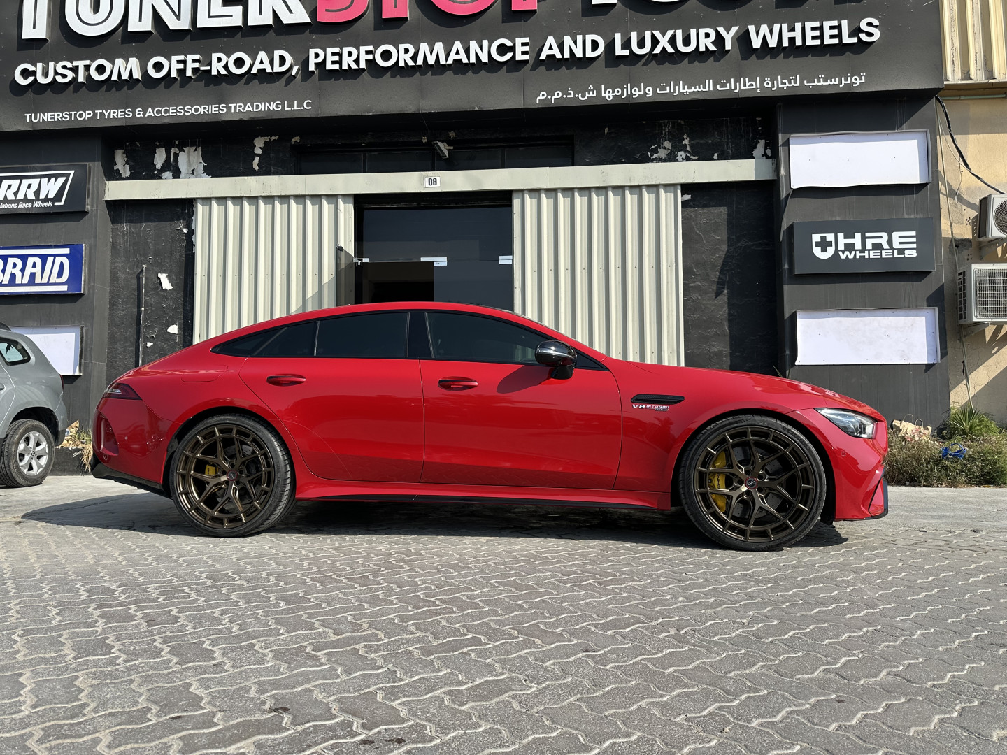 2019 MERCEDES BENZ GT63S gallery image 2