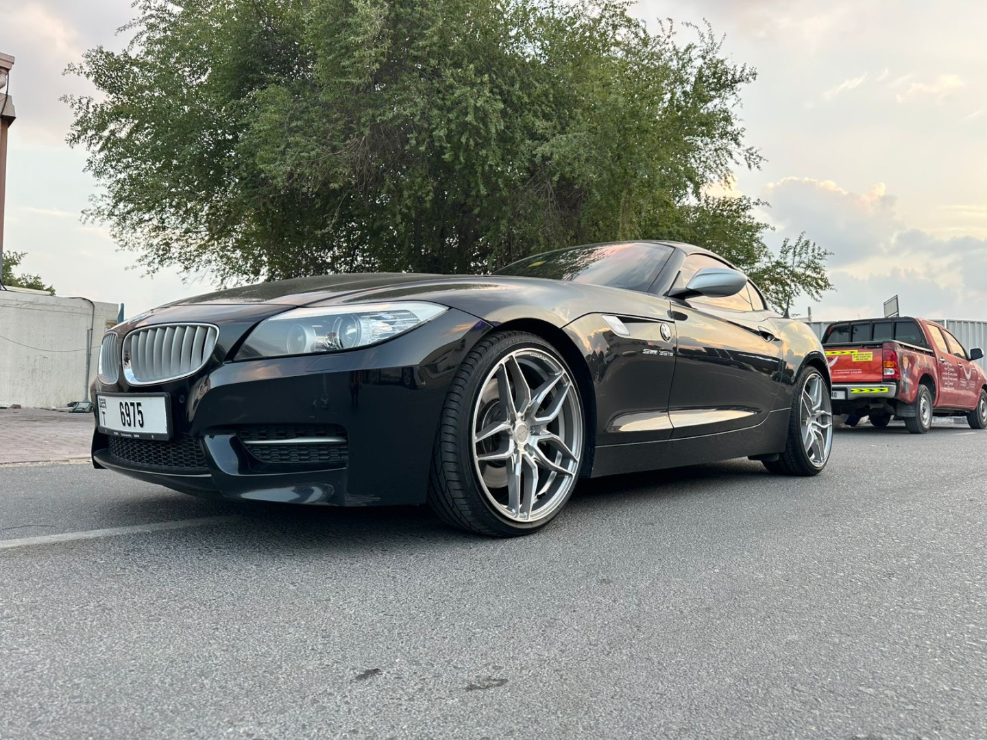 2012 BMW Z4 fitted with Concaver CVR3 Brushed Titanium Wheel