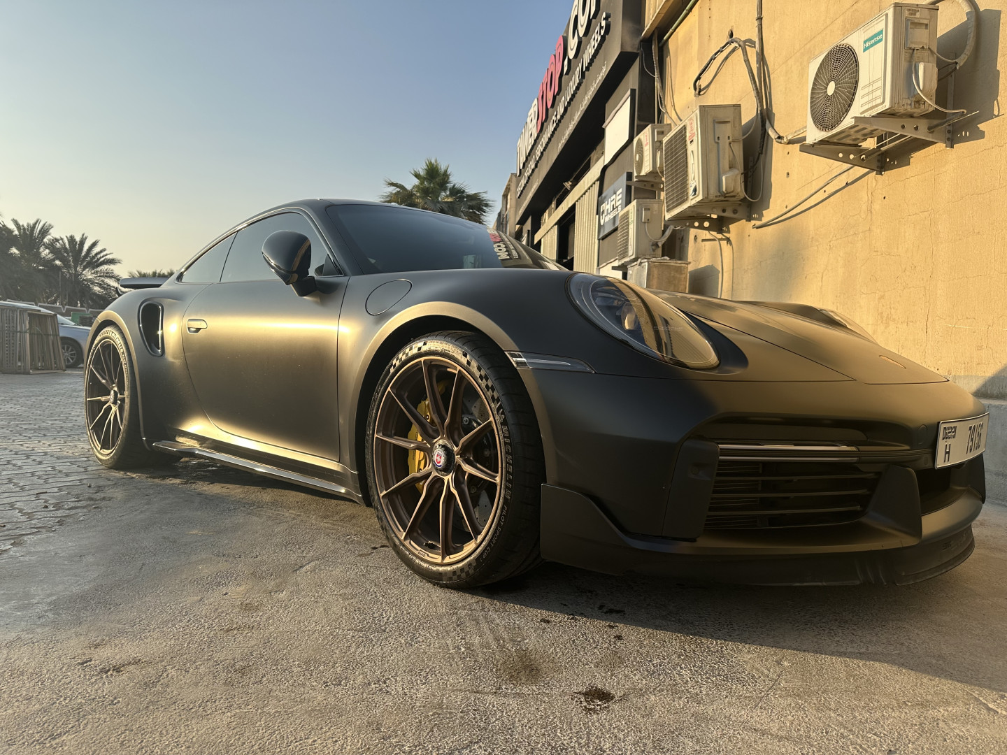 2023 PORSCHE 911 gallery image 3