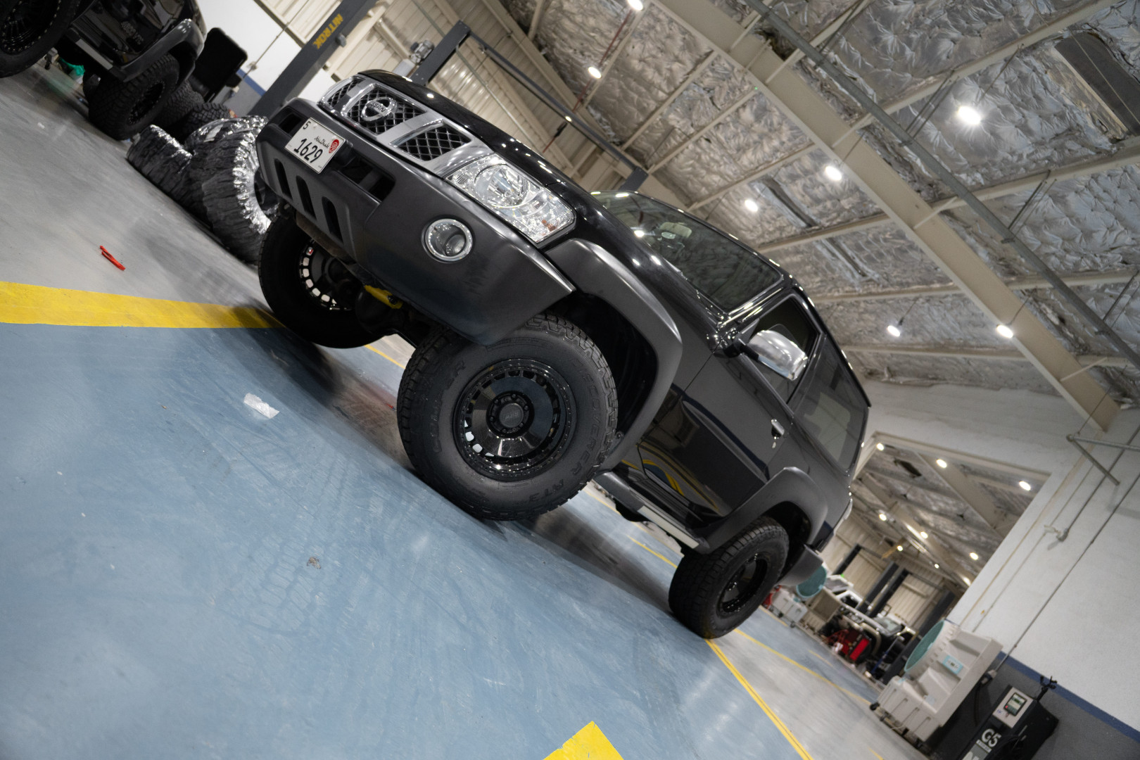 2019 NISSAN PATROL SUPER SAFARI / Y61/ V-TEC fitted with Relations Race Wheels RG3-H Forged Gloss Black Wheel