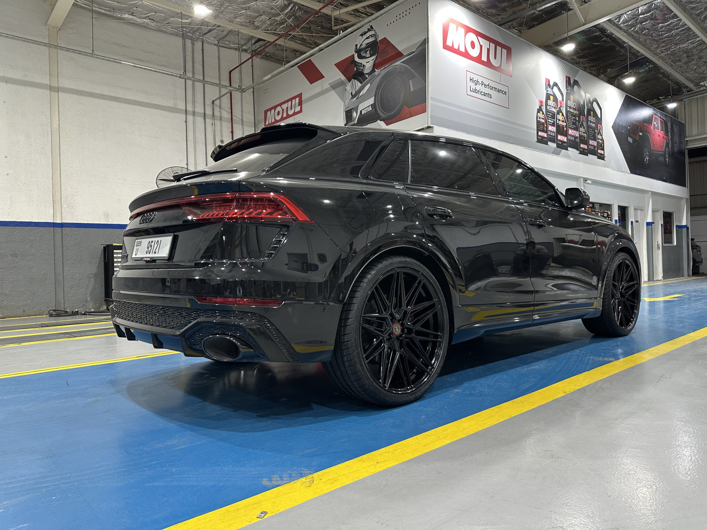 2024 AUDI RSQ8