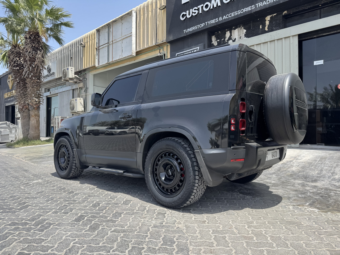 2020 LAND ROVER DEFENDER