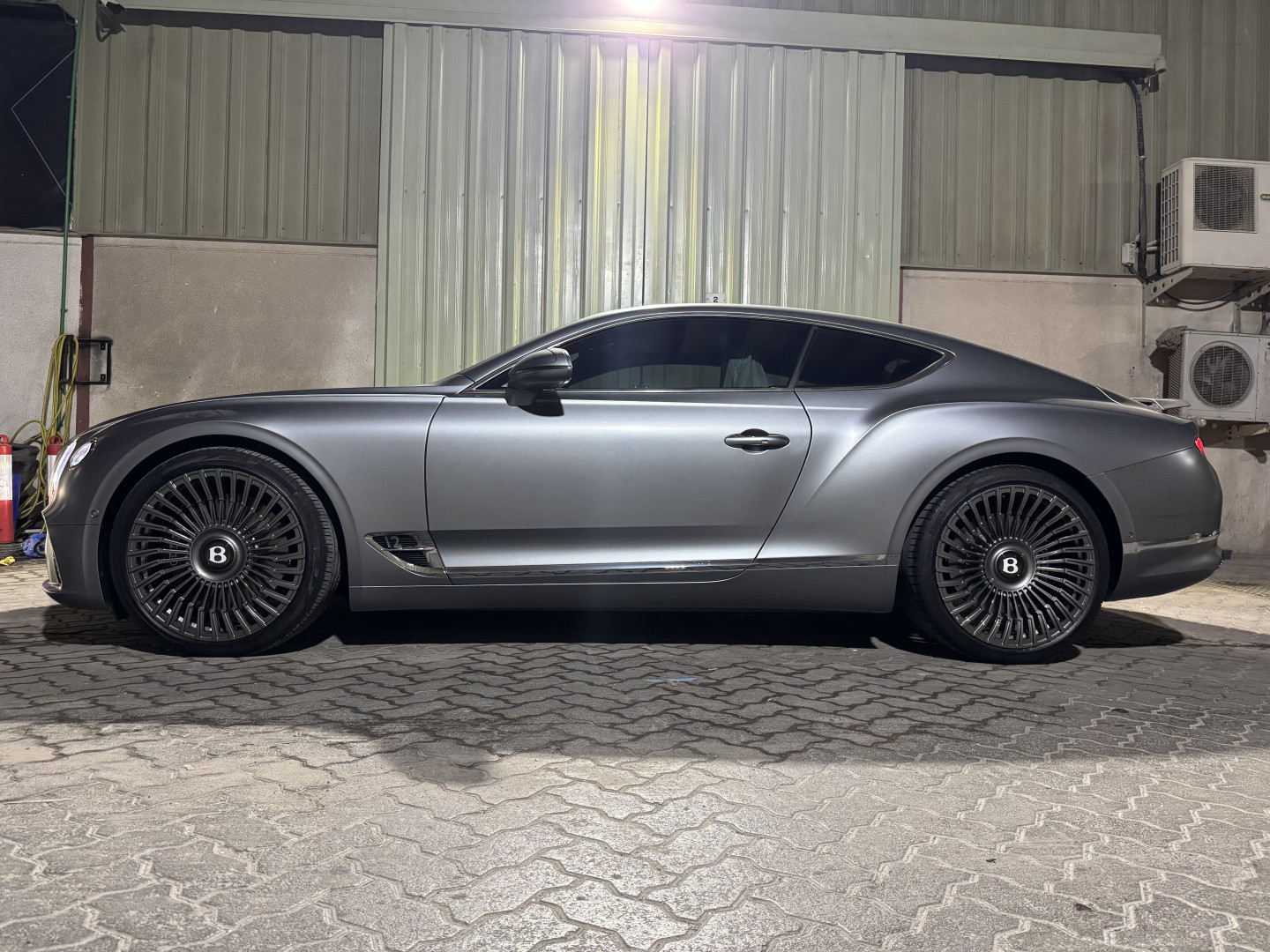 2019 BENTLEY CONTINENTAL GT gallery image 2