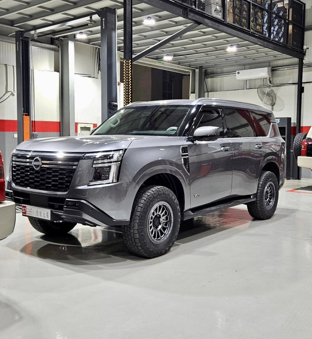 2025 NISSAN PATROL Y63 fitted with Relations Race Wheels RS7-H Forged Matte Gunmetal Wheel