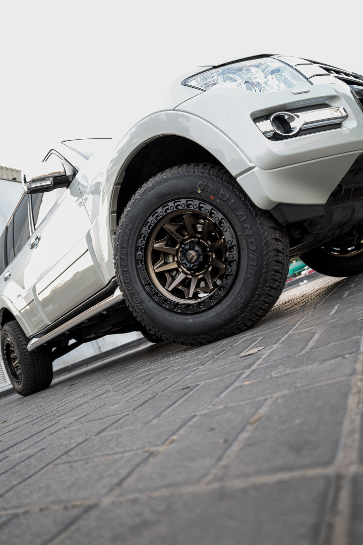 2016 MITSUBISHI PAJERO gallery image 3