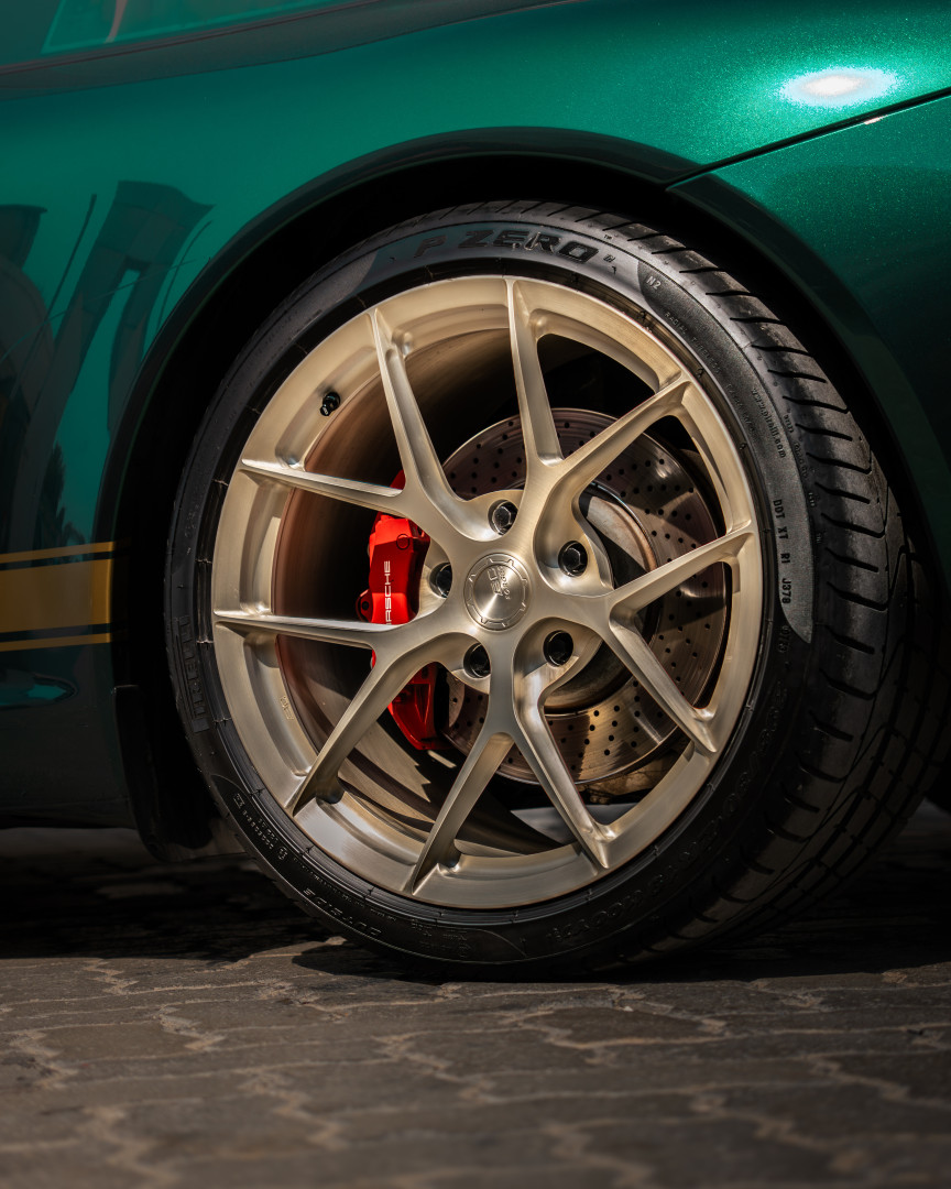 2009 PORSCHE 911 gallery image 9