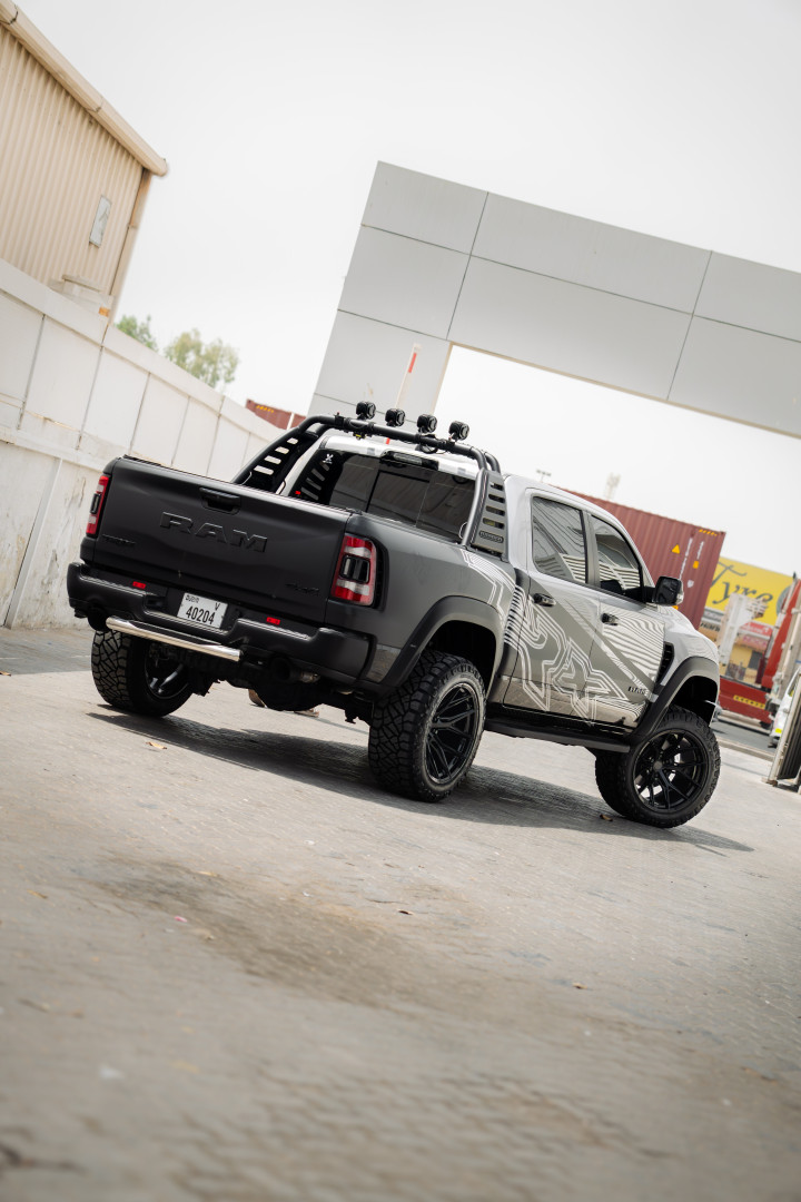 2023 DODGE RAM gallery image 2