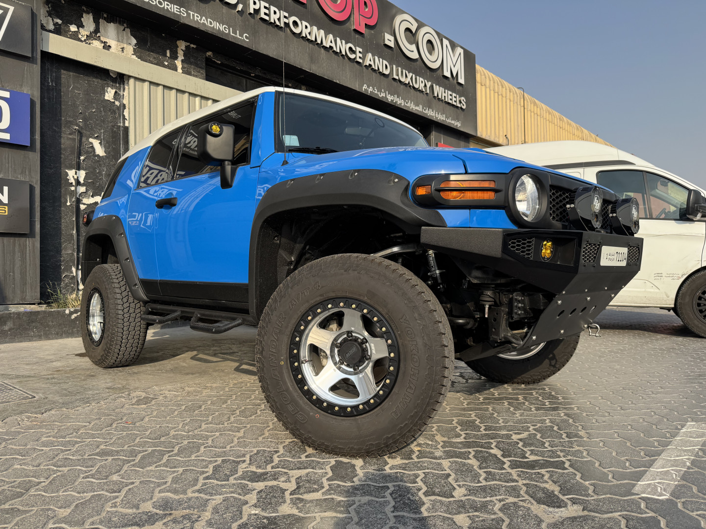2015 TOYOTA FJ CRUISER gallery image 3