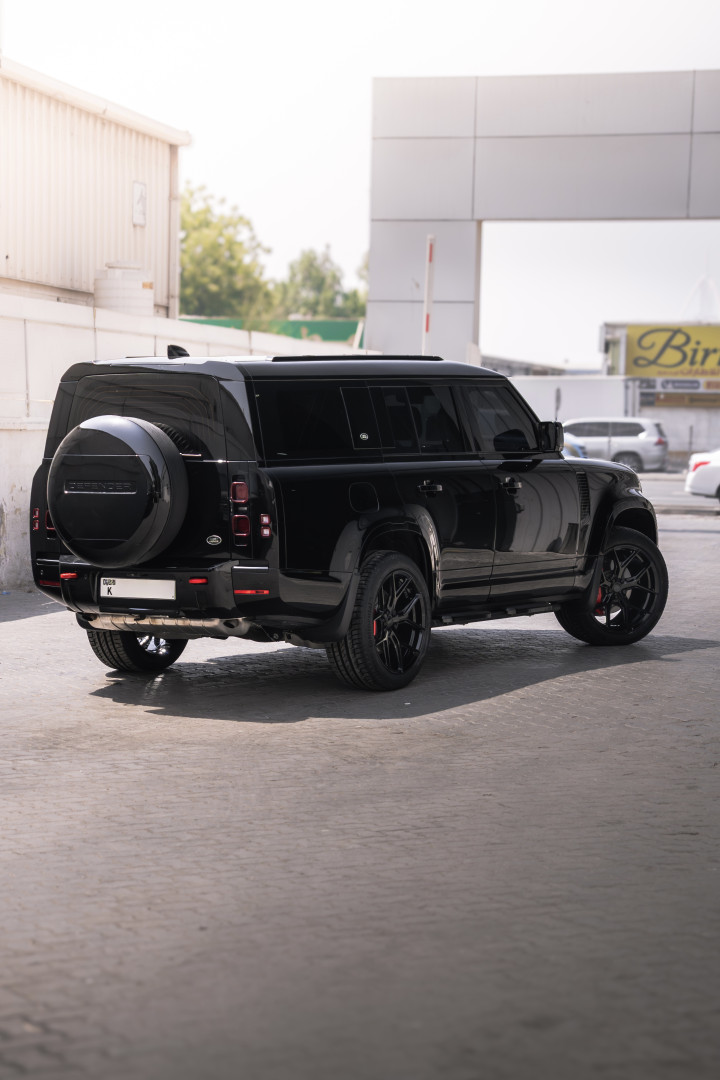 2024 LAND ROVER DEFENDER gallery image 3