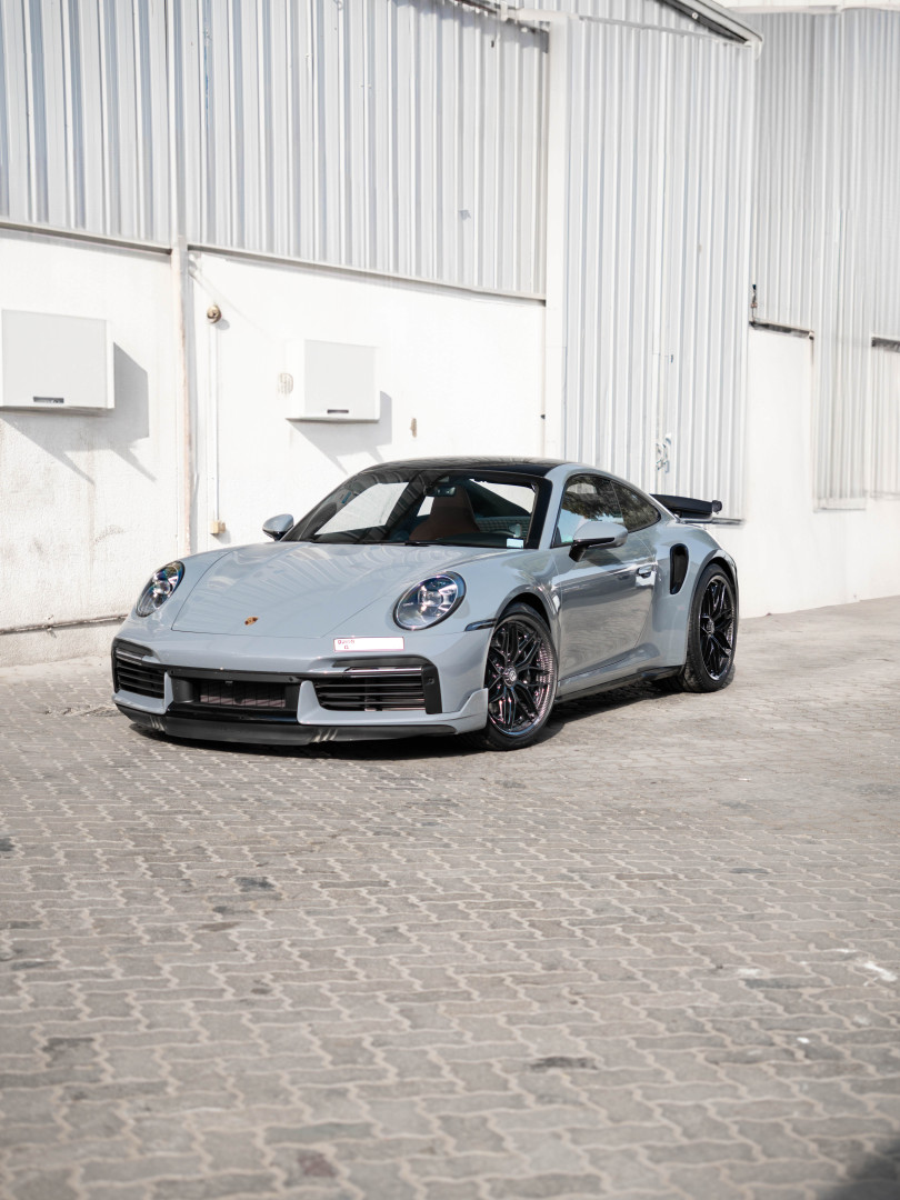 2025 PORSCHE 911 gallery image 5