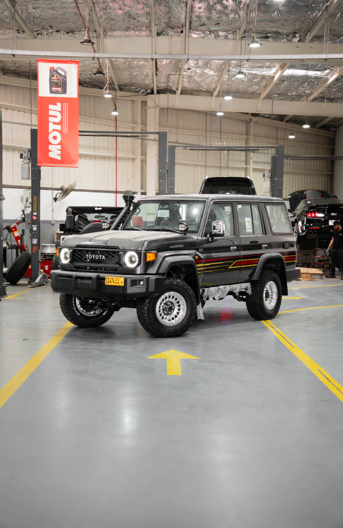 2024 TOYOTA LAND CRUISER 70 gallery image 3