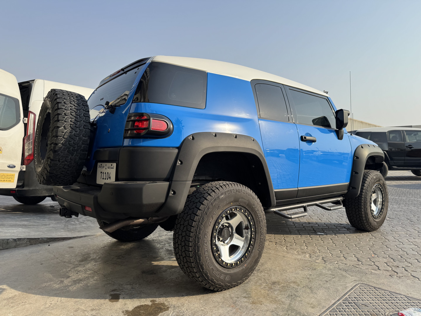 2015 TOYOTA FJ CRUISER gallery image 4