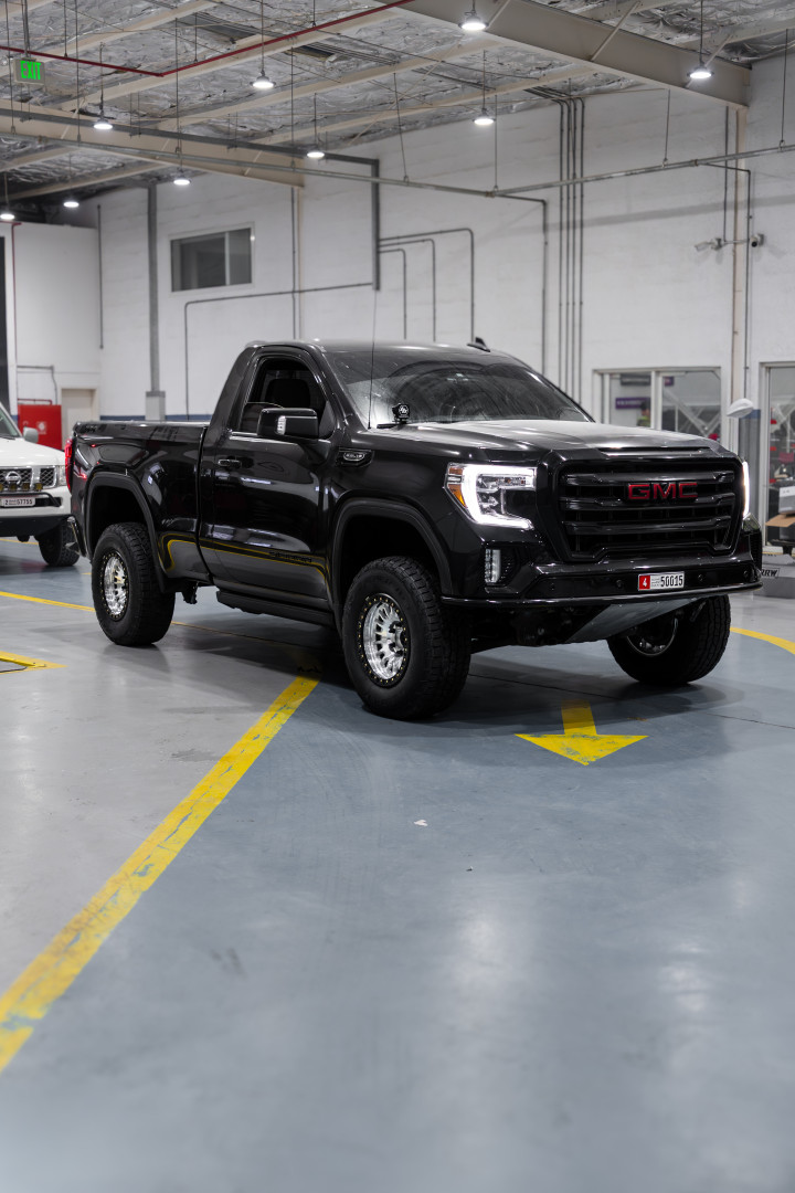 2021 GMC SIERRA gallery image 4