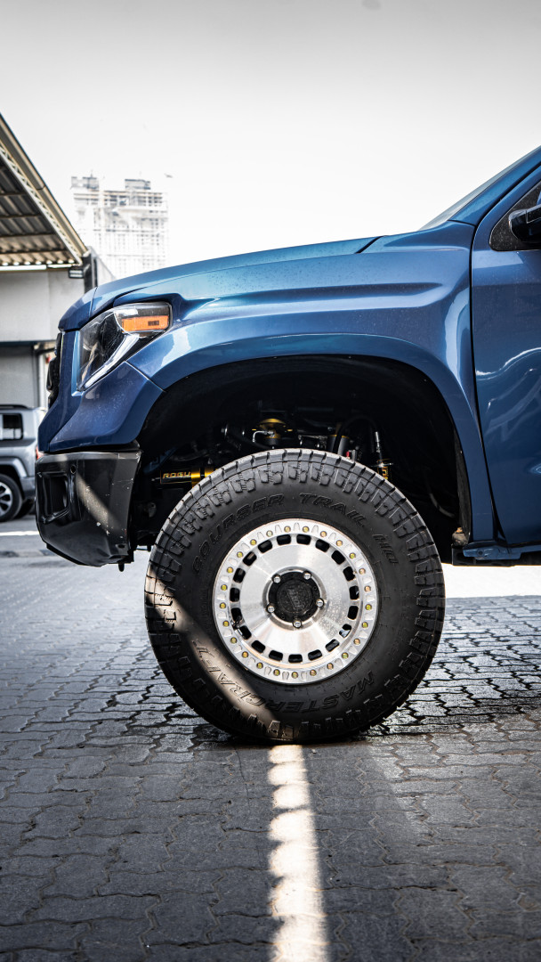 2012 TOYOTA TUNDRA