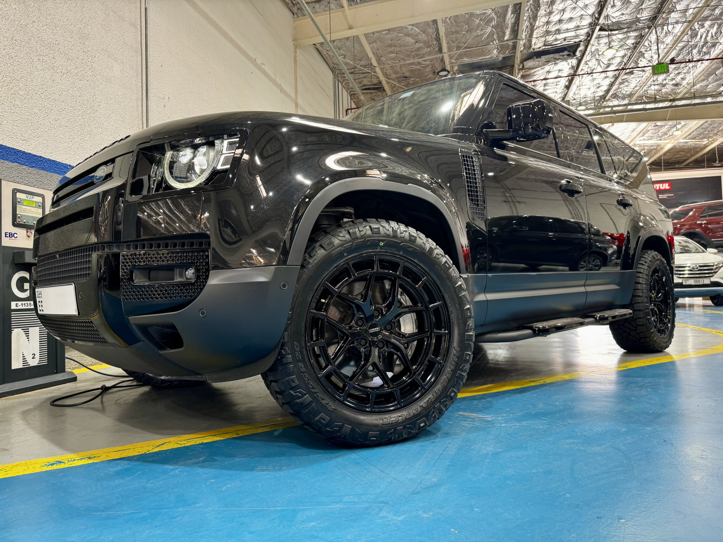 2024 LAND ROVER DEFENDER gallery image 2