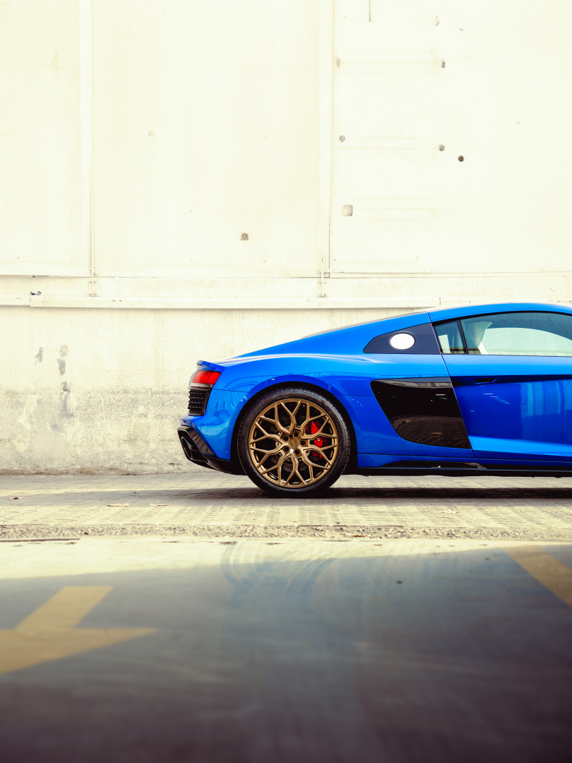 2024 AUDI R8 fitted with Vossen HF-2 Satin Black Wheel