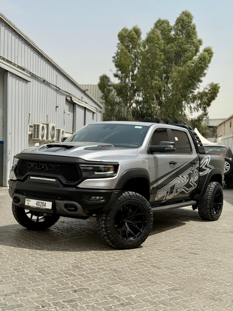 2023 DODGE RAM gallery image 8