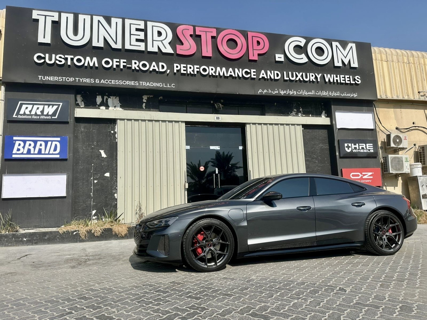 2024 AUDI E-TRON GT
