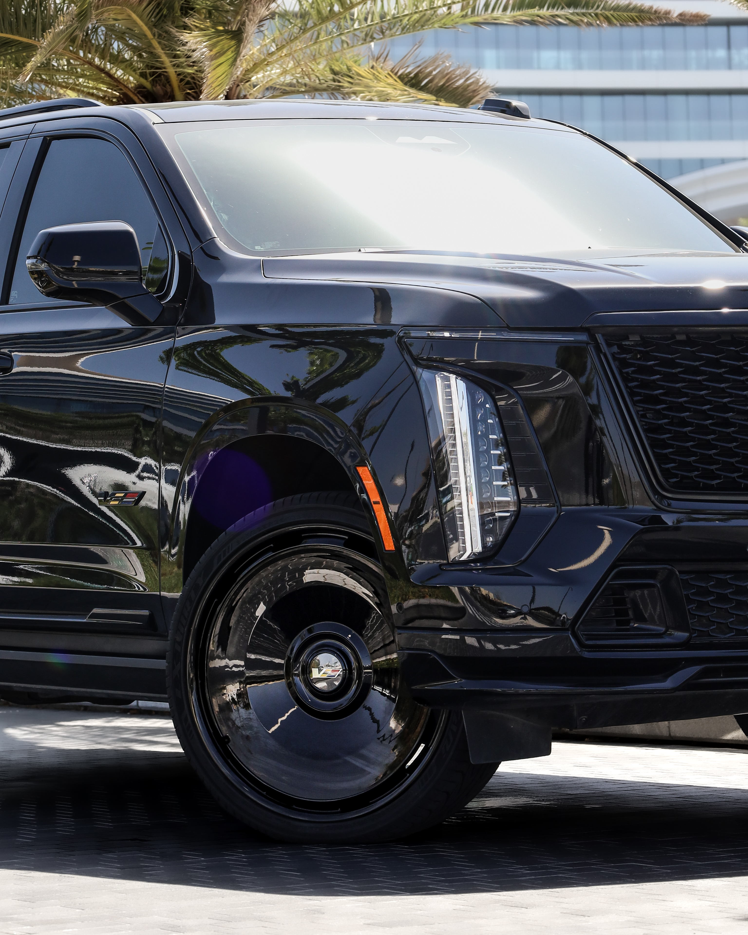 2025 CADILLAC  ESCALADE gallery image 6