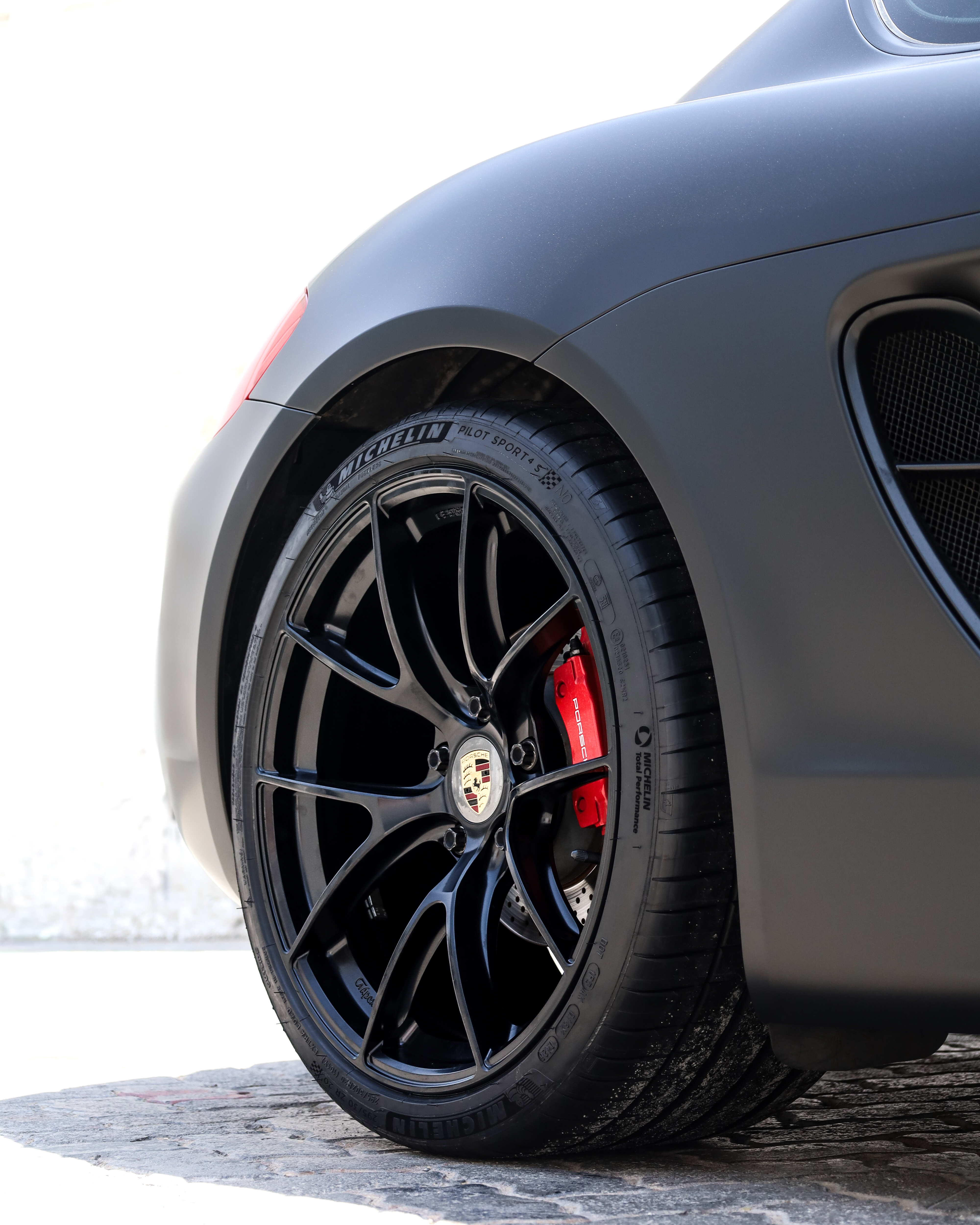 2014 PORSCHE CAYMAN gallery image 3